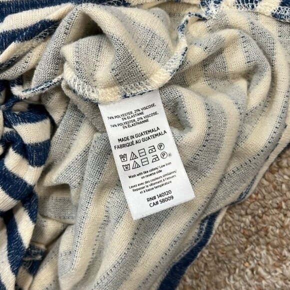 Stella & Dot stripe Top size M - Picture 4 of 4